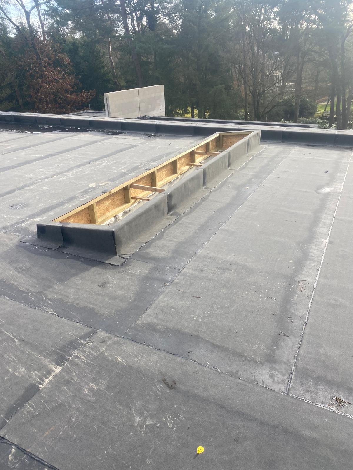 EPDM dakkapel-opbouw platte dak in regio Eindhoven